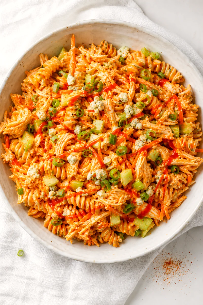 buffalo-chicken-pasta-salad-closeup