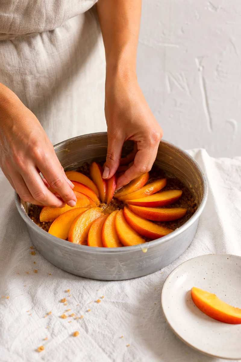 peach-upside-down-cake-process