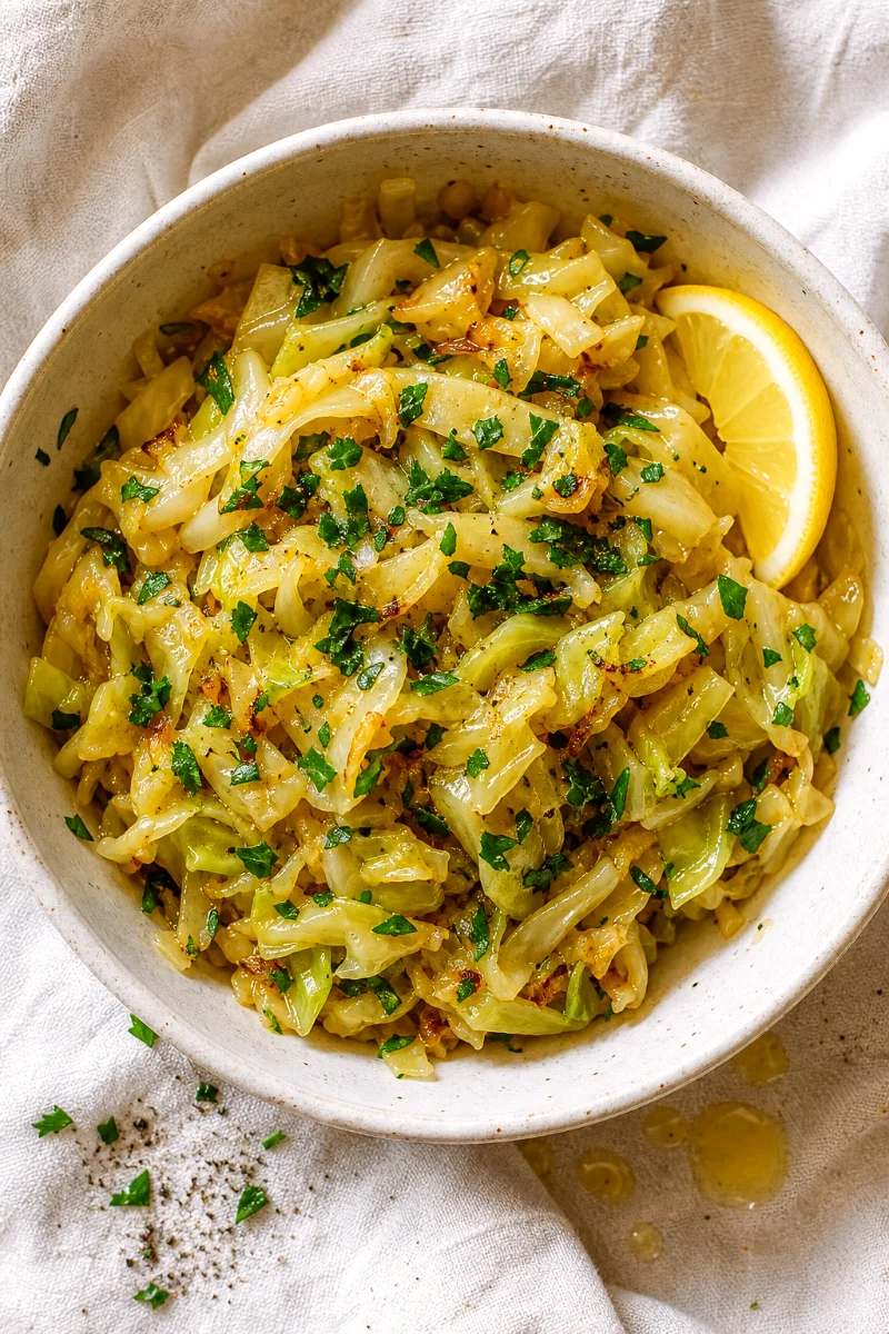 sauteed-cabbage-close-up-food-shot