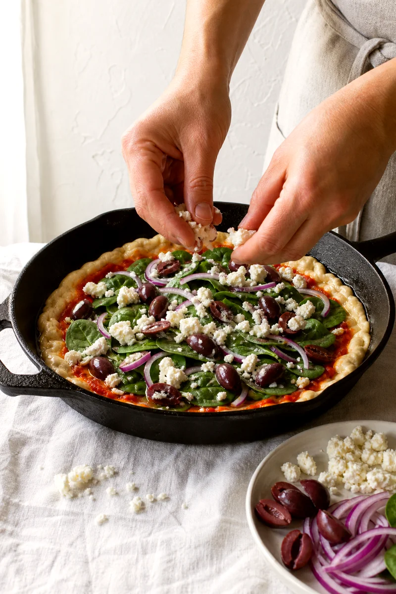greek-style-pan-pizza-topping-process