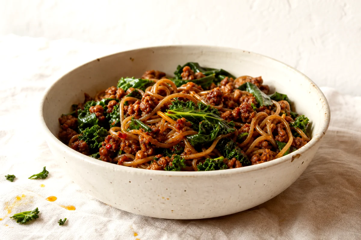 spicy-pork-brown-rice-noodles-featured