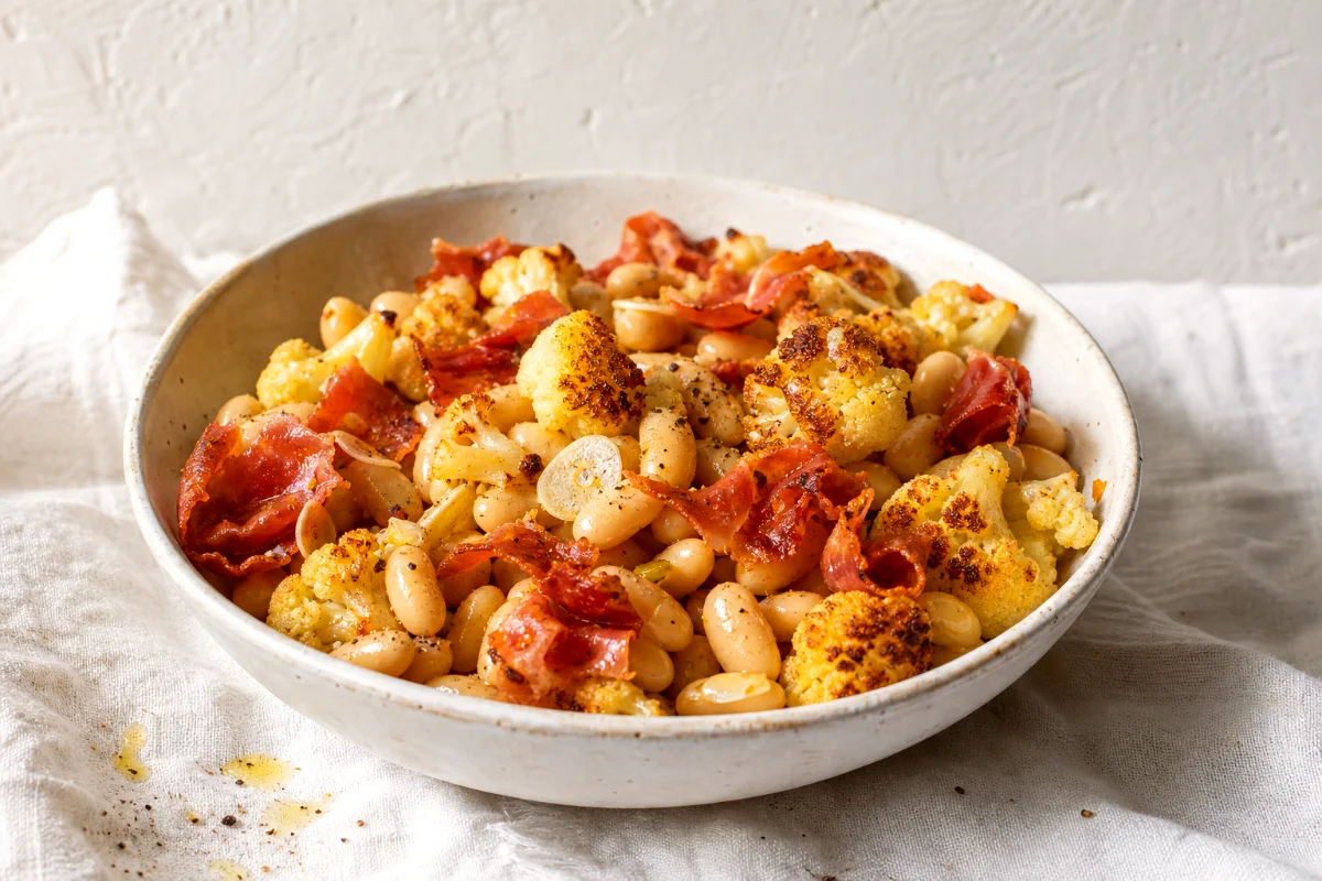 white-bean-prosciutto-skillet-featured