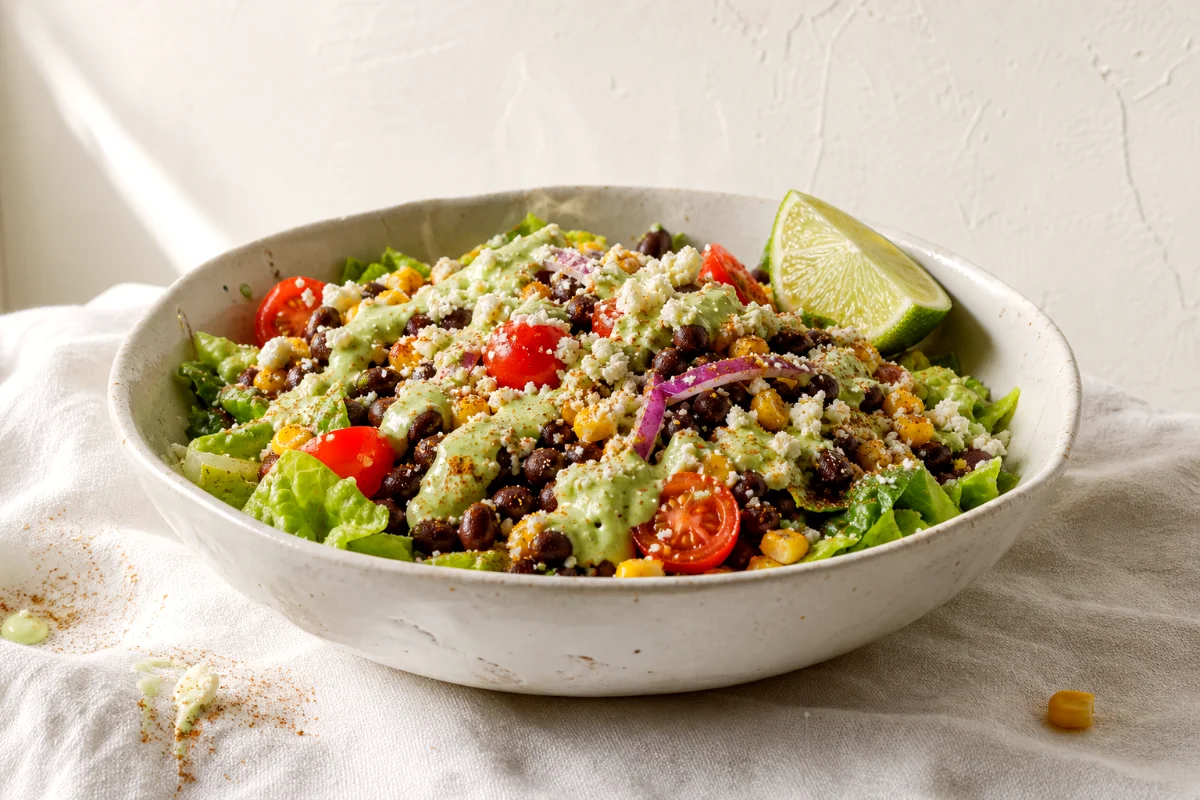 vegetarian-black-bean-taco-salad