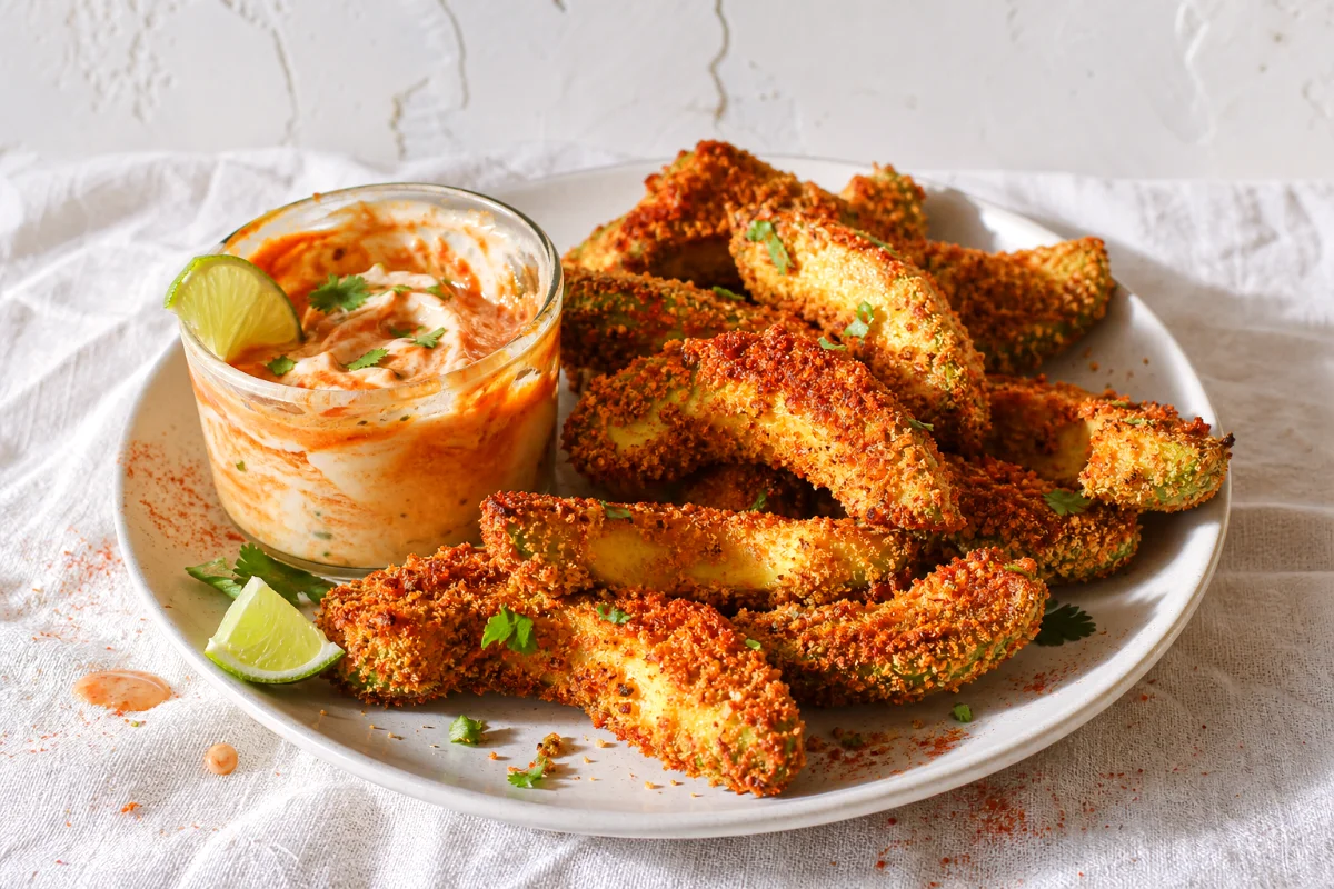 air-fryer-avocado-fries-chipotle-lime-dip-featured
